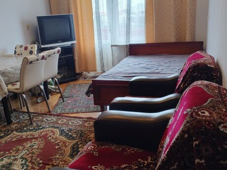 1-комн. вторичка - м. Нефтчиляр - 36 м²