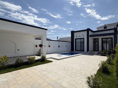 4 otaqlı həyət evi/bağ evi - Şüvəlan q. - 130 m²
