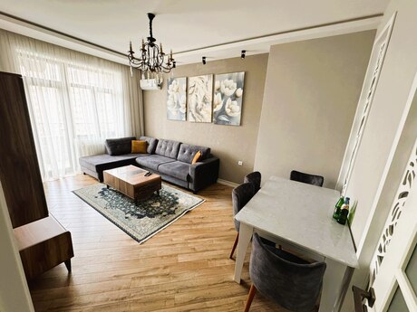 2 otaqlı yeni tikili - İnşaatçılar m. - 62 m²