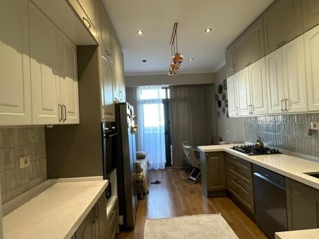 4 otaqlı yeni tikili - Yasamal r. - 120 m²