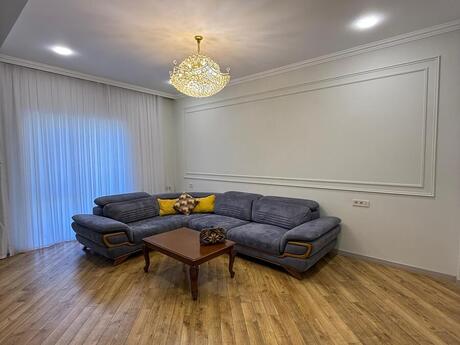 3 otaqlı yeni tikili - Ağ şəhər q. - 130 m²