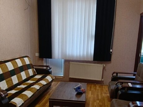 3 otaqlı köhnə tikili - 20 Yanvar m. - 60 m²