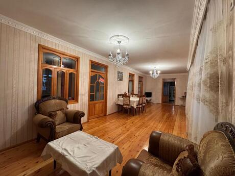 6 otaqlı həyət evi/bağ evi - Qaraçuxur q. - 170 m²