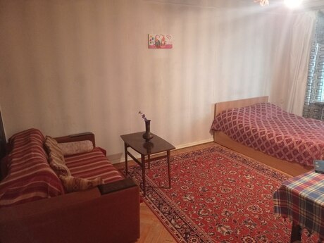1 otaqlı köhnə tikili - Nəriman Nərimanov m. - 34 m²