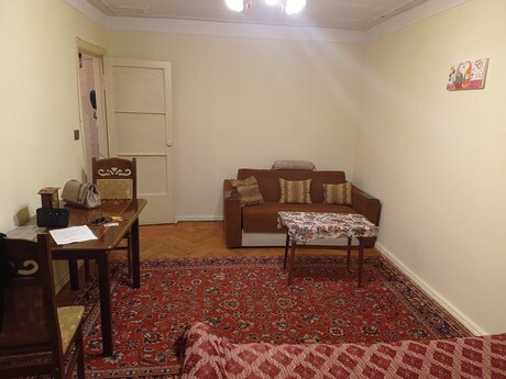 1 otaqlı köhnə tikili - Nəriman Nərimanov m. - 34 m²