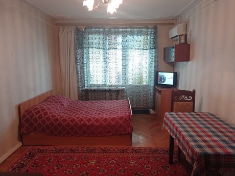 1 otaqlı köhnə tikili - Nəriman Nərimanov m. - 34 m²