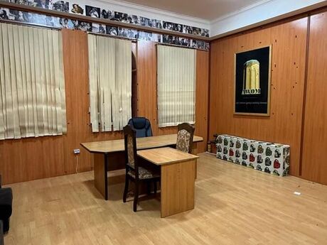 1 otaqlı ofis - Şah İsmayıl Xətai m. - 40 m²