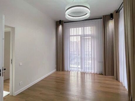 2 otaqlı yeni tikili - 28 May m. - 70 m²
