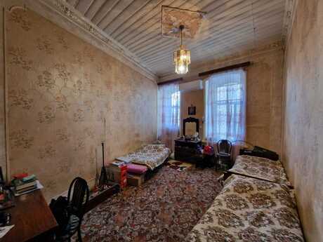 2 otaqlı köhnə tikili - İçəri Şəhər m. - 70 m²