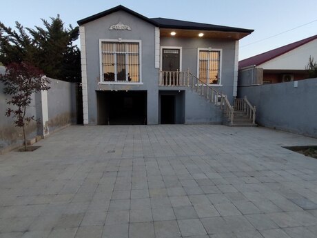 4 otaqlı həyət evi/bağ evi - Hövsan q. - 160 m²