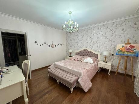 5 otaqlı həyət evi/bağ evi - Saray q. - 270 m²