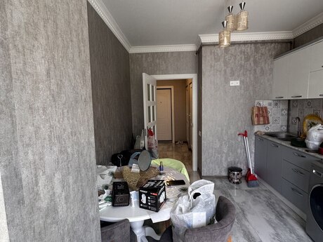 2 otaqlı köhnə tikili - 8-ci mikrorayon q. - 65 m²