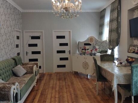 4 otaqlı həyət evi/bağ evi - Qaraçuxur q. - 120 m²