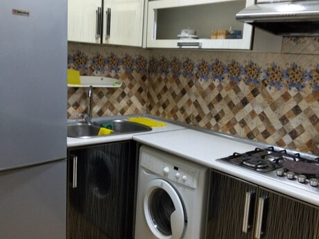 2 otaqlı köhnə tikili - Səbail r. - 60 m²
