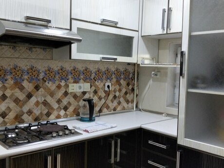 2 otaqlı köhnə tikili - Səbail r. - 60 m²
