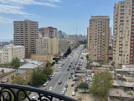 5 otaqlı yeni tikili - Elmlər Akademiyası m. - 322 m²