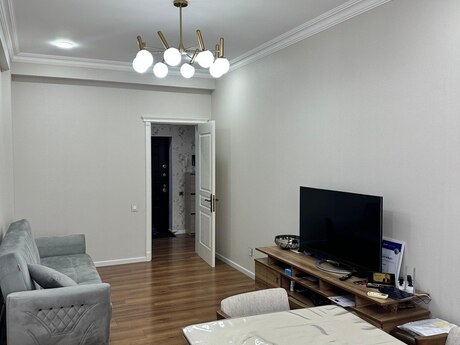 2-комн. новостройка - м. Элмляр Академиясы - 48 м²