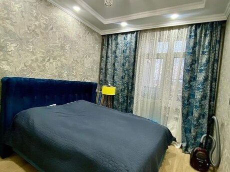 3 otaqlı köhnə tikili - Memar Əcəmi m. - 75 m²