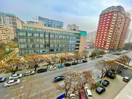 3 otaqlı köhnə tikili - Nəsimi r. - 110 m²