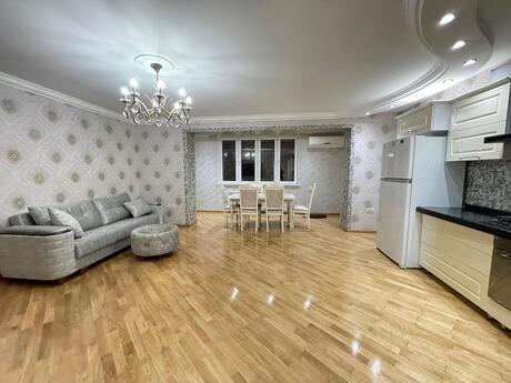 3 otaqlı köhnə tikili - Nəsimi r. - 110 m²