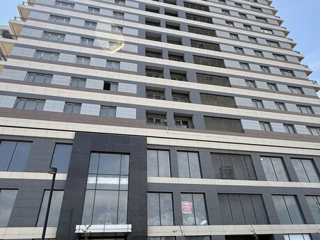 Obyekt - Ağ şəhər q. - 410 m²