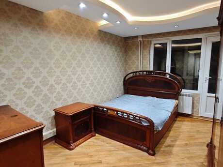 3-комн. вторичка - м. Элмляр Академиясы - 92 м²