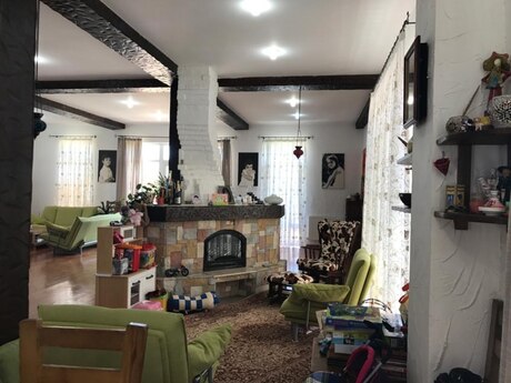 4 otaqlı həyət evi/bağ evi - Mərdəkan q. - 300 m²