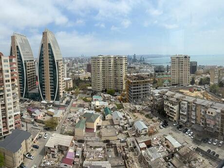 4 otaqlı yeni tikili - Elmlər Akademiyası m. - 182 m²