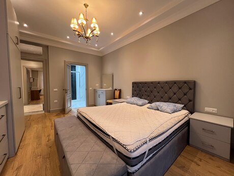 3 otaqlı yeni tikili - Ağ şəhər q. - 140 m²