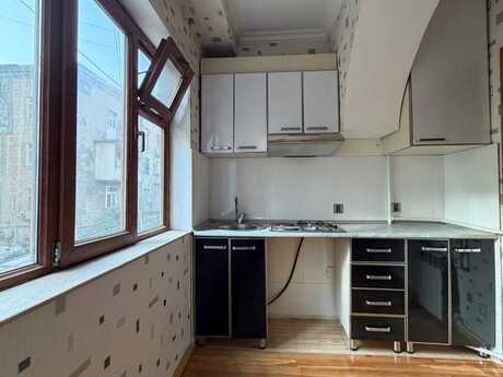 2 otaqlı köhnə tikili - Nəriman Nərimanov m. - 45 m²