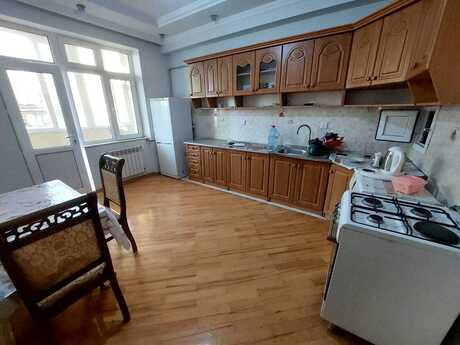 Объявление №6108535 - Баку, м. Ази Асланов, 3-комн., 108 м², 5/17 этаж