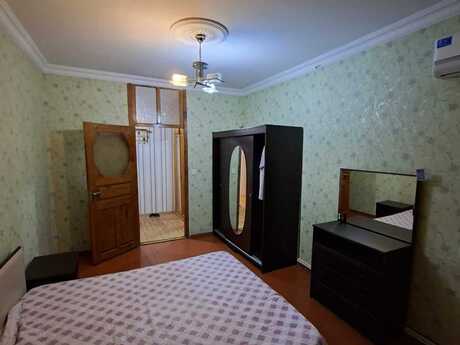 2 otaqlı köhnə tikili - Memar Əcəmi m. - 65 m²