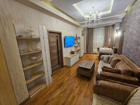 5 otaqlı mənzil, 112 m², Nərimanov: 325 000 ₼ 2