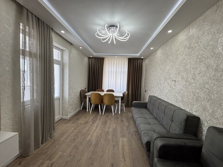 2 otaqlı köhnə tikili - Əhmədli m. - 65 m²