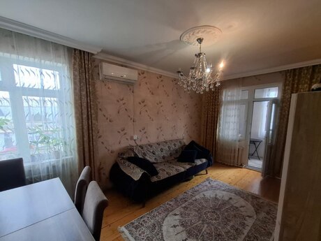 2 otaqlı köhnə tikili - Hövsan q. - 45 m²