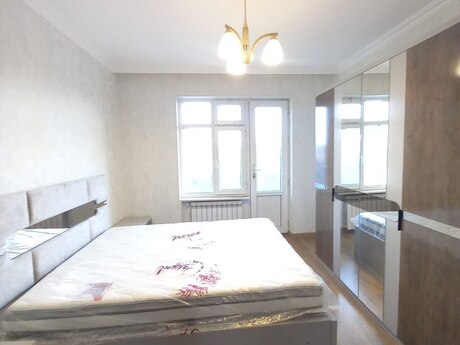2 otaqlı köhnə tikili - 7-ci mikrorayon q. - 65 m²