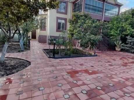 4 otaqlı həyət evi/bağ evi - Buzovna q. - 200 m²
