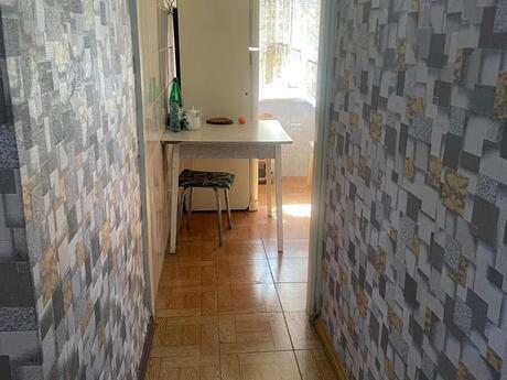 2 otaqlı köhnə tikili - Nizami m. - 50 m²