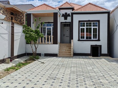 4 otaqlı həyət evi/bağ evi - Ramana q. - 120 m²