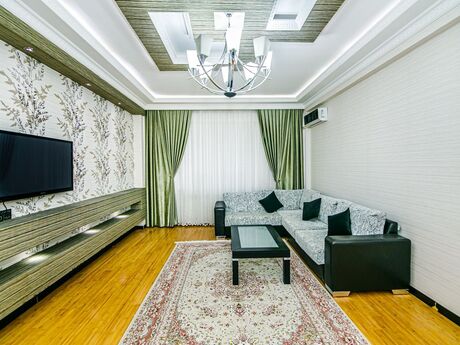 3 otaqlı yeni tikili - İnşaatçılar m. - 135 m²