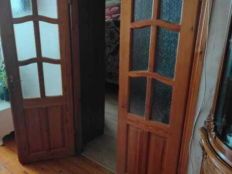 4 otaqlı köhnə tikili - Xalqlar Dostluğu m. - 105 m²
