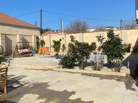 3 otaqlı həyət evi/bağ evi - Novxanı q. - 100 m²