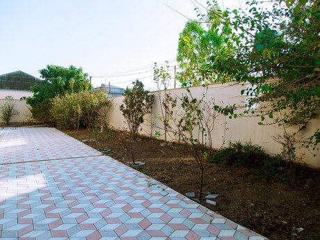 5 otaqlı həyət evi/bağ evi - Şağan q. - 450 m²