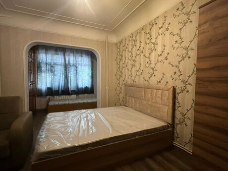 2 otaqlı köhnə tikili - Xalqlar Dostluğu m. - 65 m²