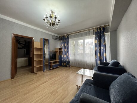 3 otaqlı köhnə tikili - 28 May m. - 80 m²