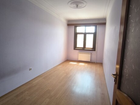 2 otaqlı köhnə tikili - Nəsimi m. - 55 m²