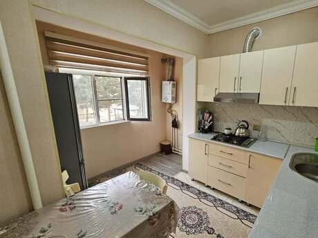2 otaqlı köhnə tikili - Hövsan q. - 50 m²