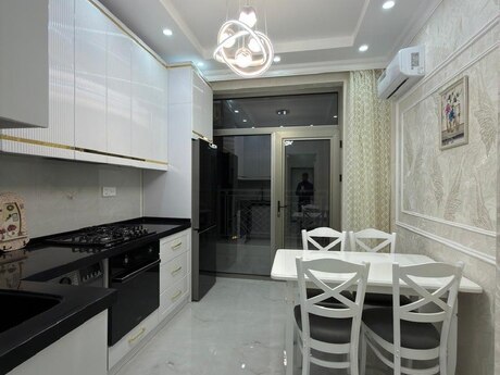 3 otaqlı mənzil, 110 m², 28 May: 375 000 ₼ 5