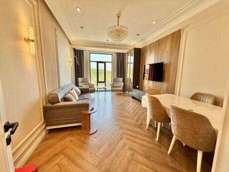 4 otaqlı yeni tikili - Xətai r. - 131 m²