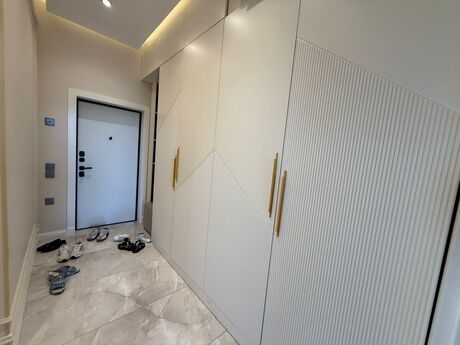 4 otaqlı yeni tikili - Xətai r. - 131 m²